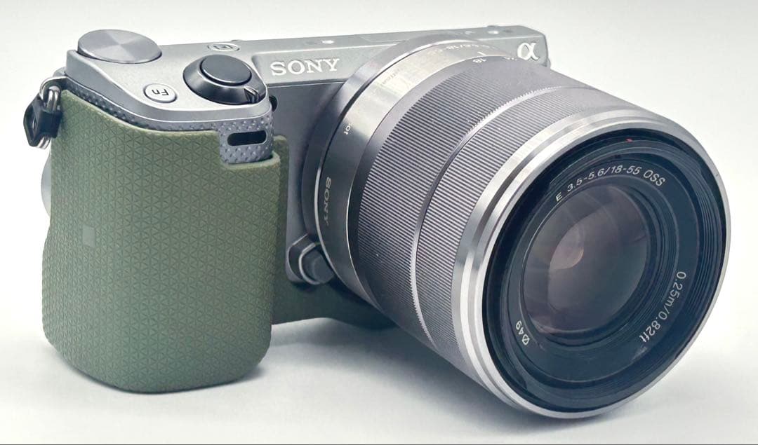 SONY 軽量ミラーレス一眼レフカメラ　NEX-5R+ズームレンズSEL1855