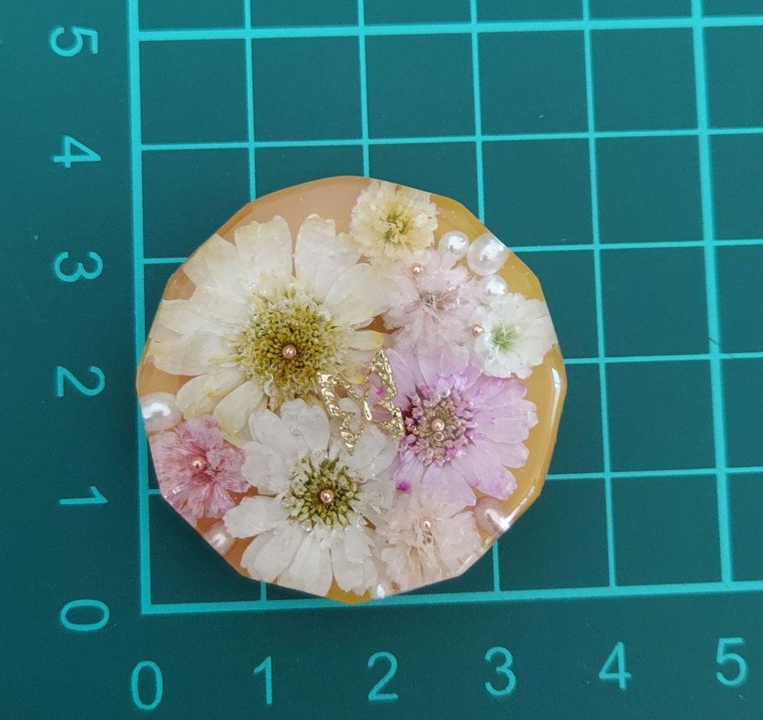 【1030】レジン　マトリカリア　ヘアゴム　ポニーフック　ブロ―チ　ハンドメイド