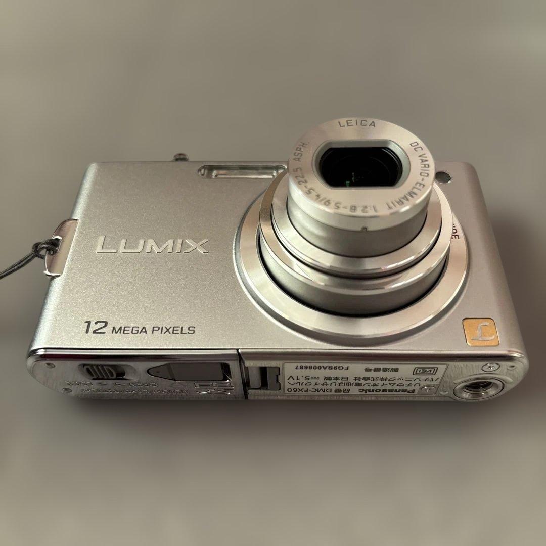 Panasonic　LUMIX DMC-FX60　デジカメ