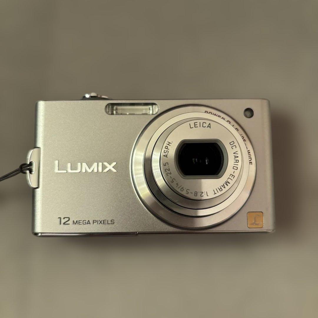 Panasonic　LUMIX DMC-FX60　デジカメ