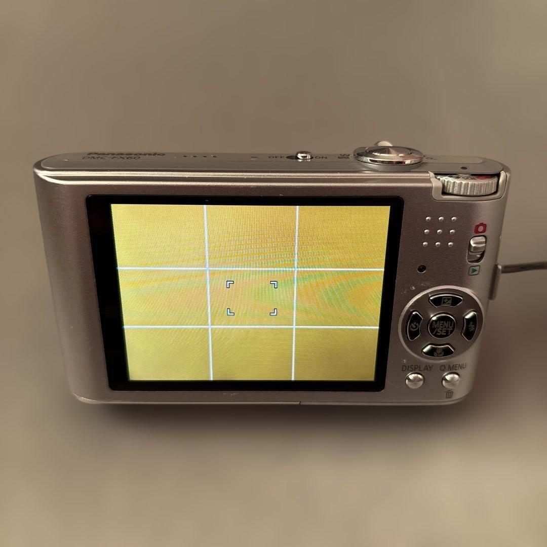 Panasonic　LUMIX DMC-FX60　デジカメ