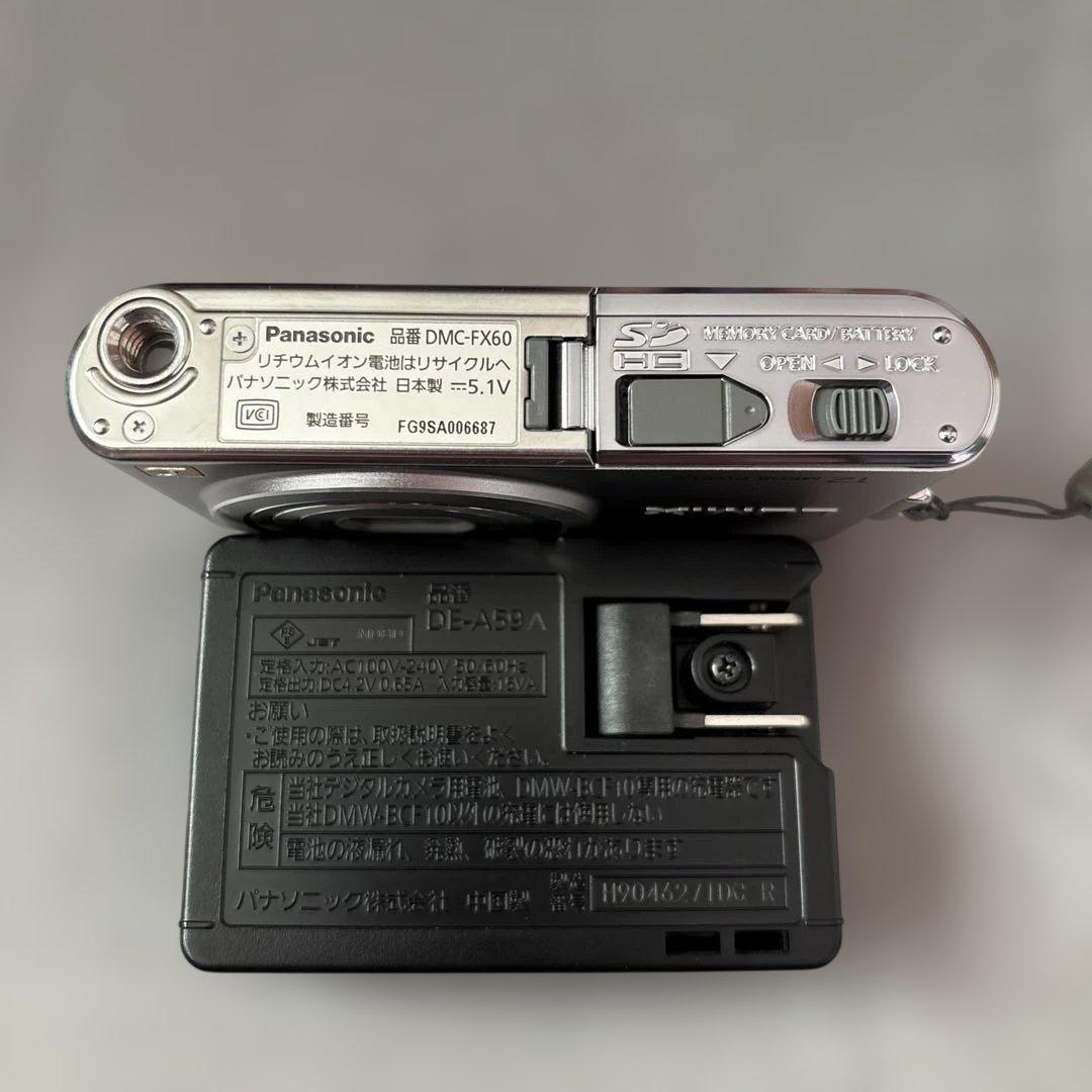 Panasonic　LUMIX DMC-FX60　デジカメ