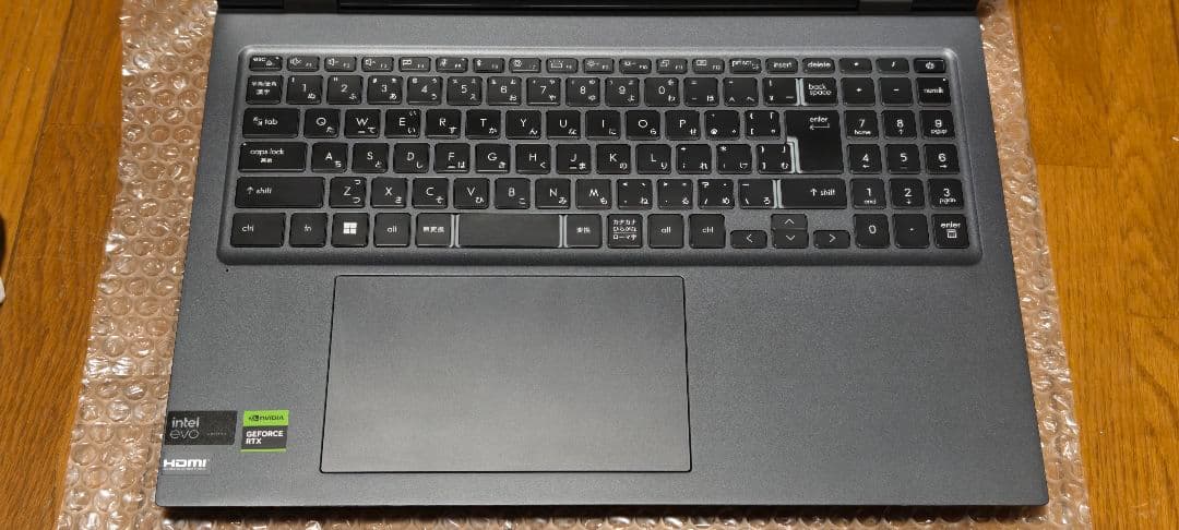 【美品】Prestige 16 AI Studio B1VFG