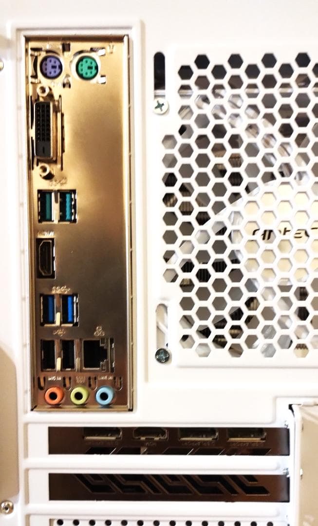 ゲーミングPC/Core i7 8700K/RX5600XT/メモリ32G