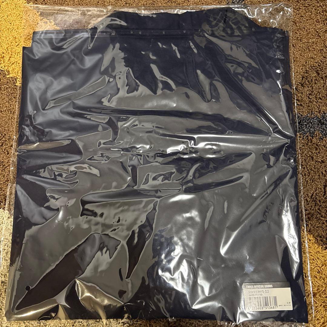 TWICE ジヒョ THIS IS FOR シャツ