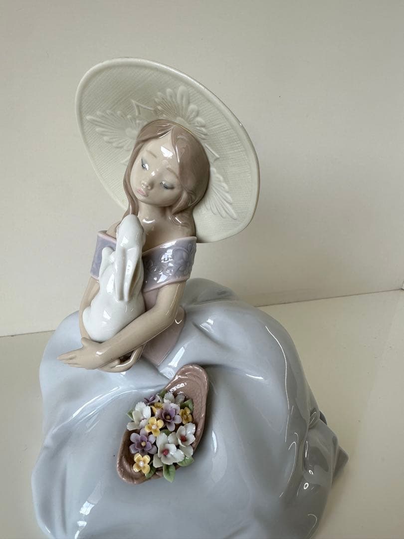 希少 絶版 2001年会員限 LLADRO リヤドロ 『バニーキッス 』