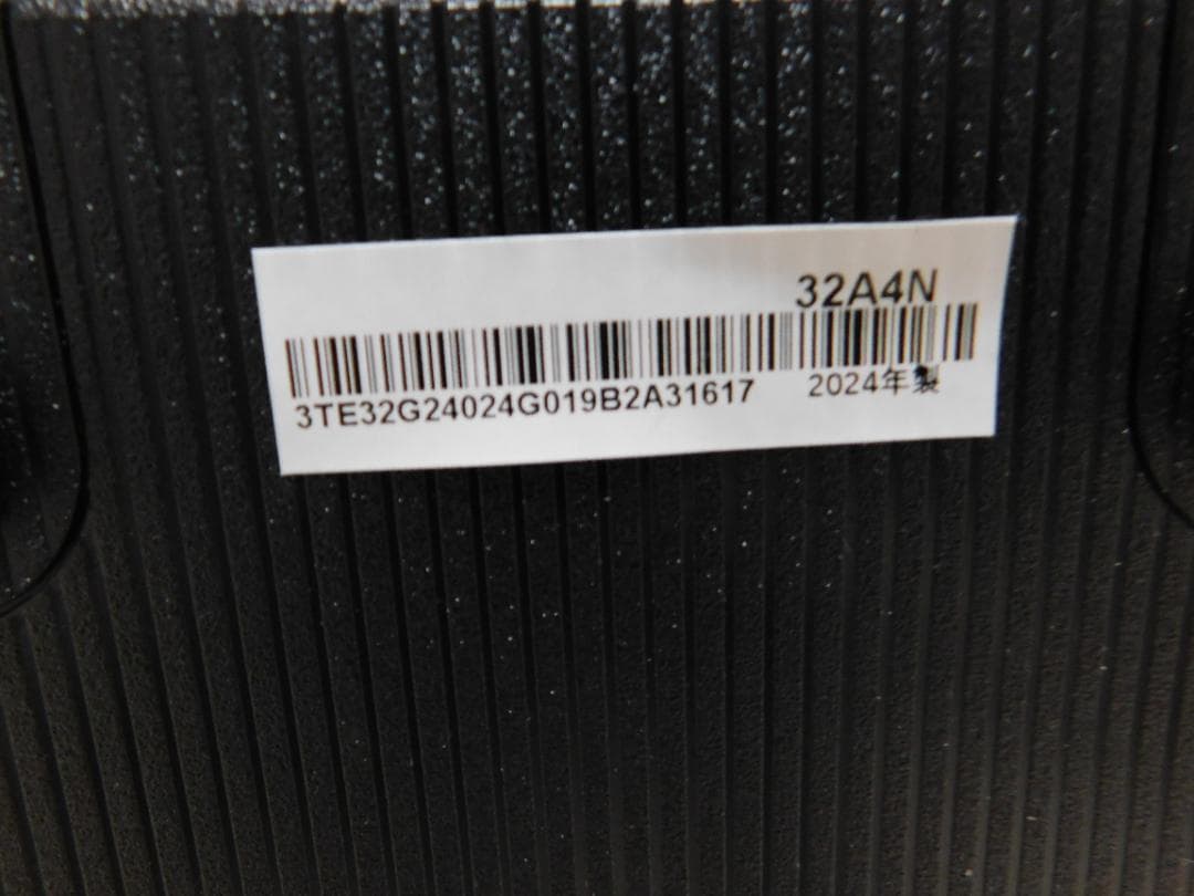 Hisense 32A4N 32型 2024製　使用感感じられない美品　元箱付き