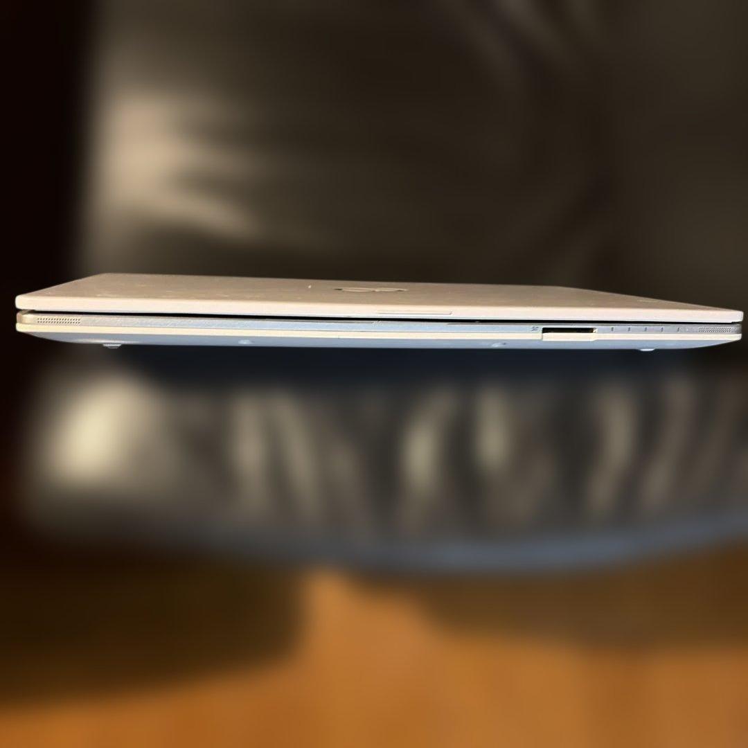 ノートパソコン【LIFEBOOK SH90/X】