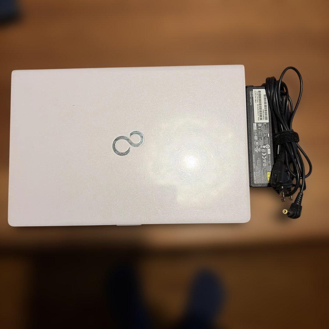 ノートパソコン【LIFEBOOK SH90/X】