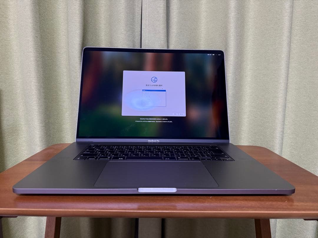 MacBook本体 Macbook Pro 16 2019 core i7 16GB 512GB