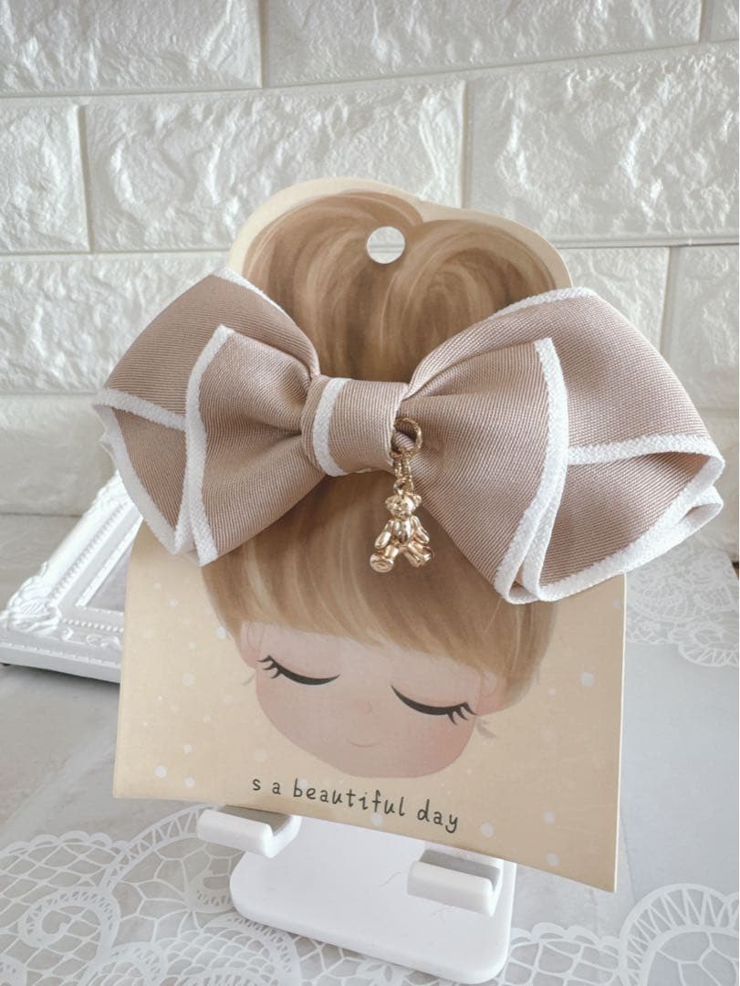 No.23リボンヘアゴム☆ハンドメイド☆ホワイトウールエッジ☆ベージュ系