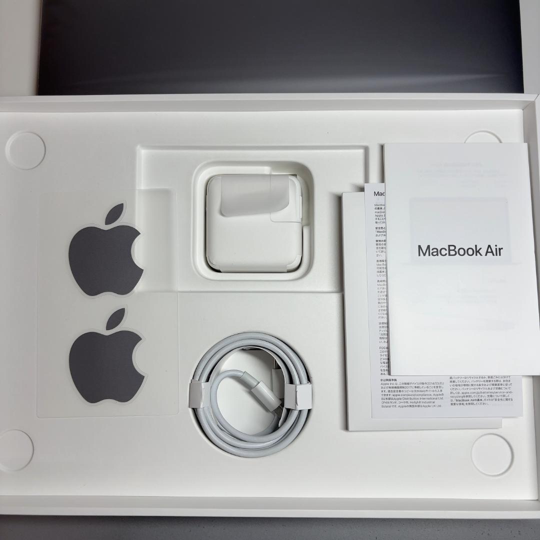 充放電18回 極美品 最新OS M1 MacBookAir 8GB 256GB