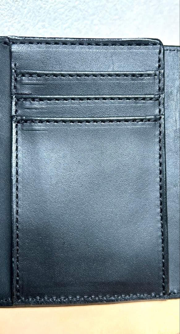 トラッカーウォレット　三つ折り財布　牛革　姫路レザー　コンパクト財布