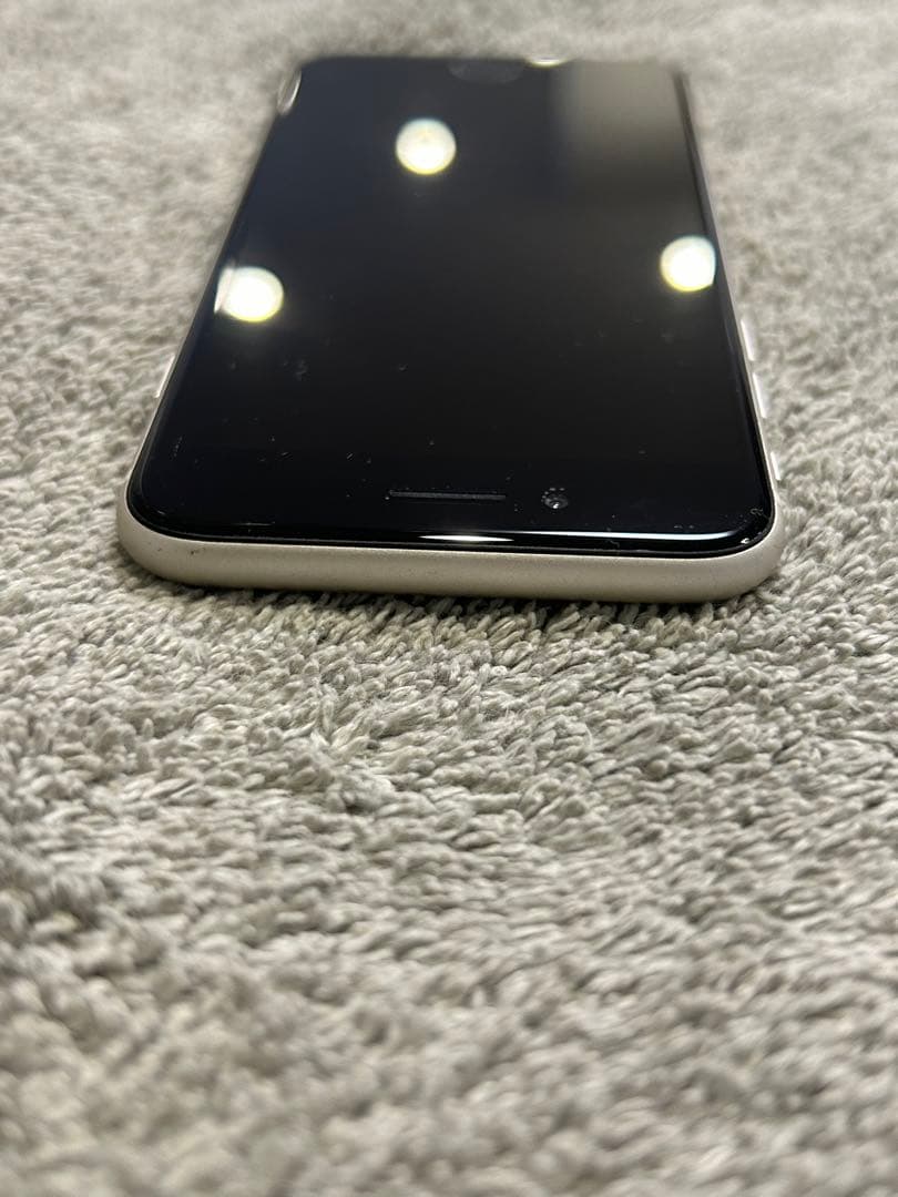 Apple iPhone SE ホワイト 本体 ジャンク
