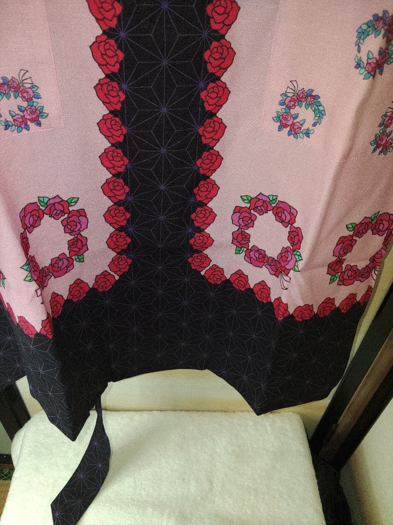 アナスイエプロン 鬼滅の刃　バラ柄 ドレスタイプエプロン