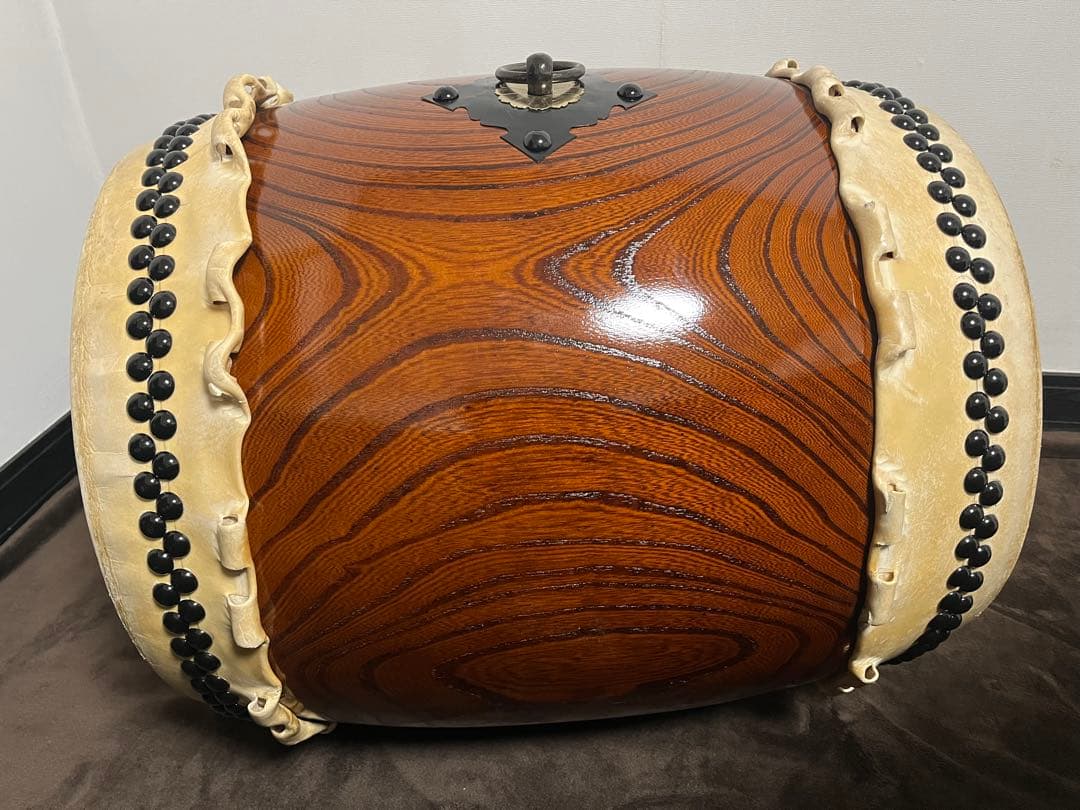 【再値下げ】和太鼓　1尺6寸　ケヤキ胴