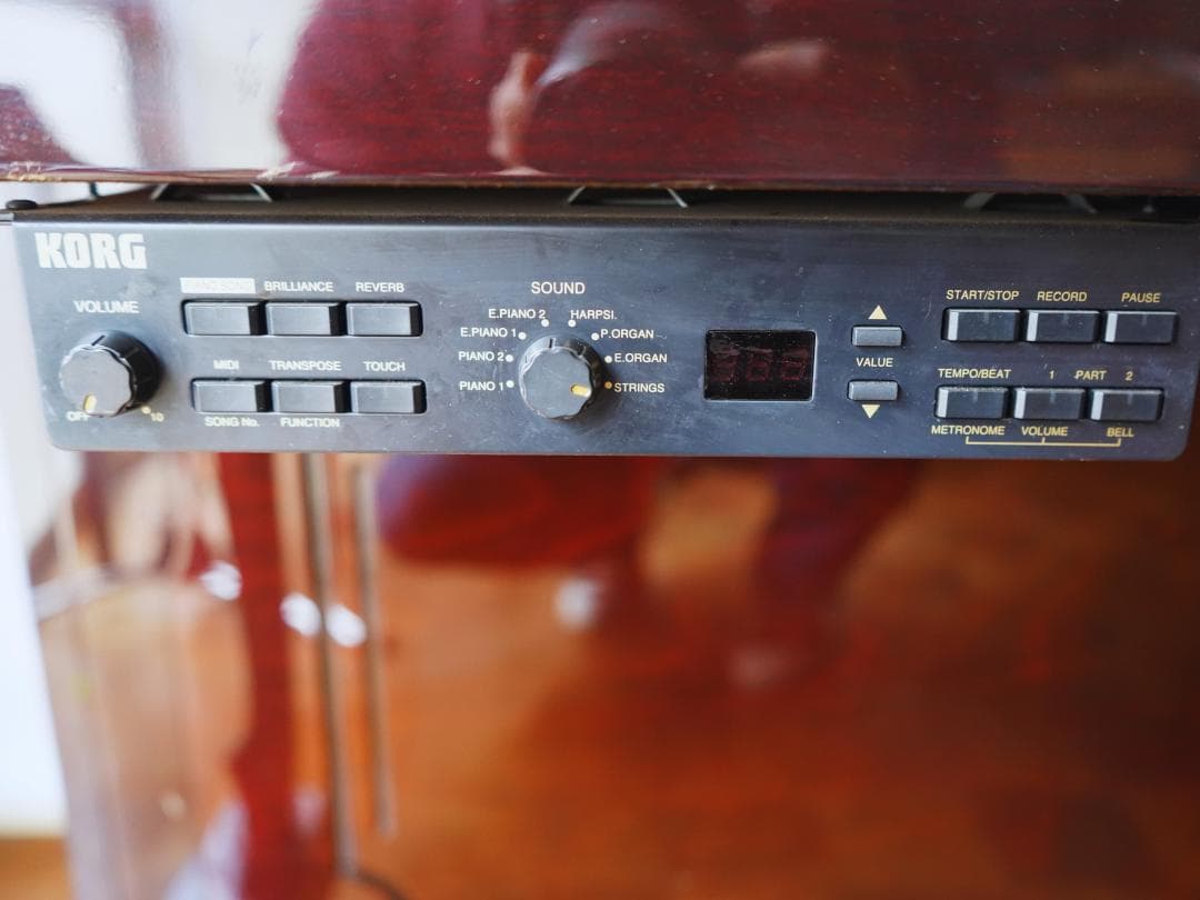 Apollo アップライトピアノ AS.300（1982年製）消音機能