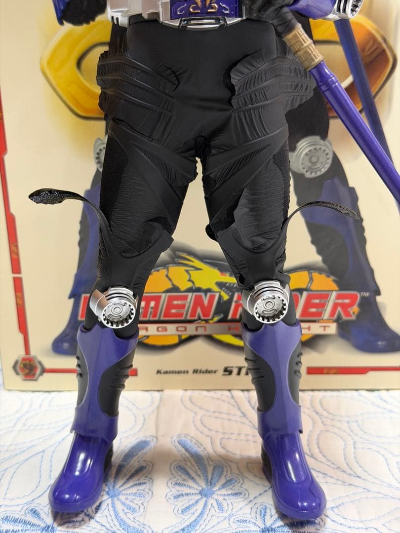 仮面ライダー王蛇　メディコムトイ　RAH 龍騎　STRIKE　フィギュア