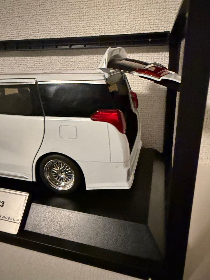 最終値下げ！これ以上は値下げできません トヨタ アルファード ミニカー 1/18