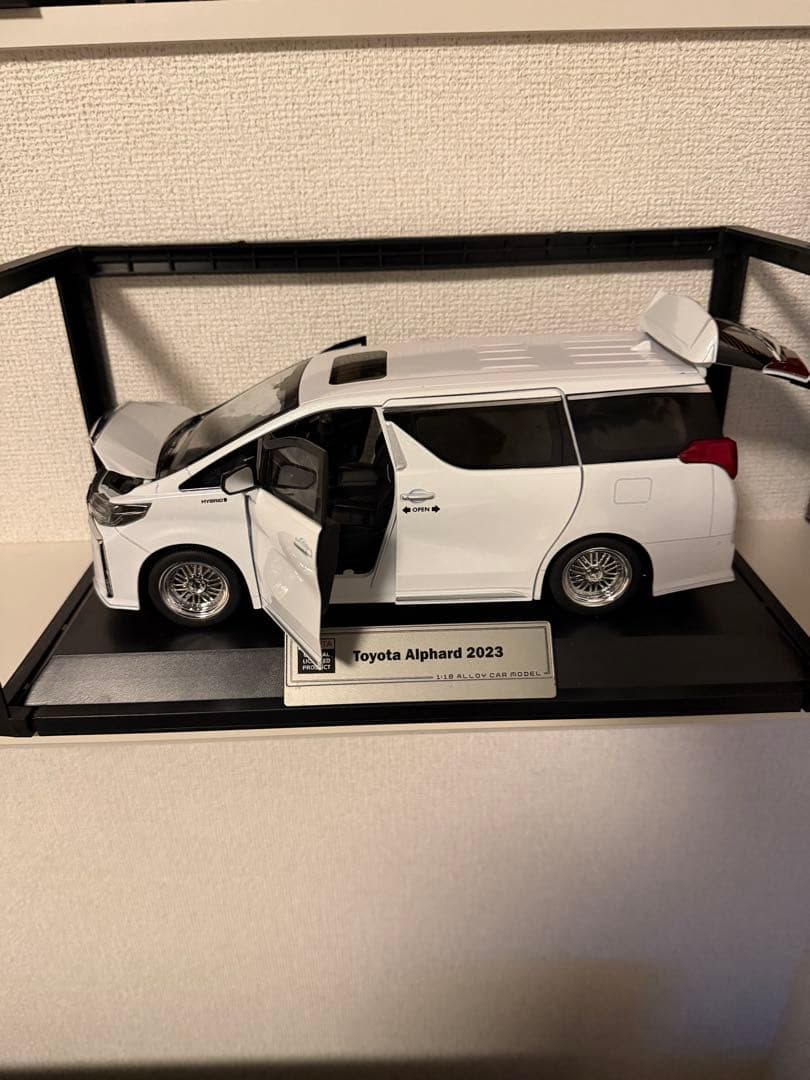 最終値下げ！これ以上は値下げできません トヨタ アルファード ミニカー 1/18
