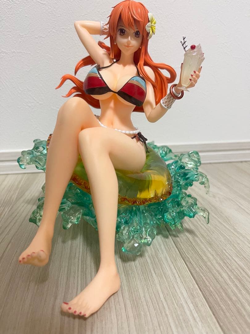 ワンピース ナミ ビキニ フィギュア　セクシー