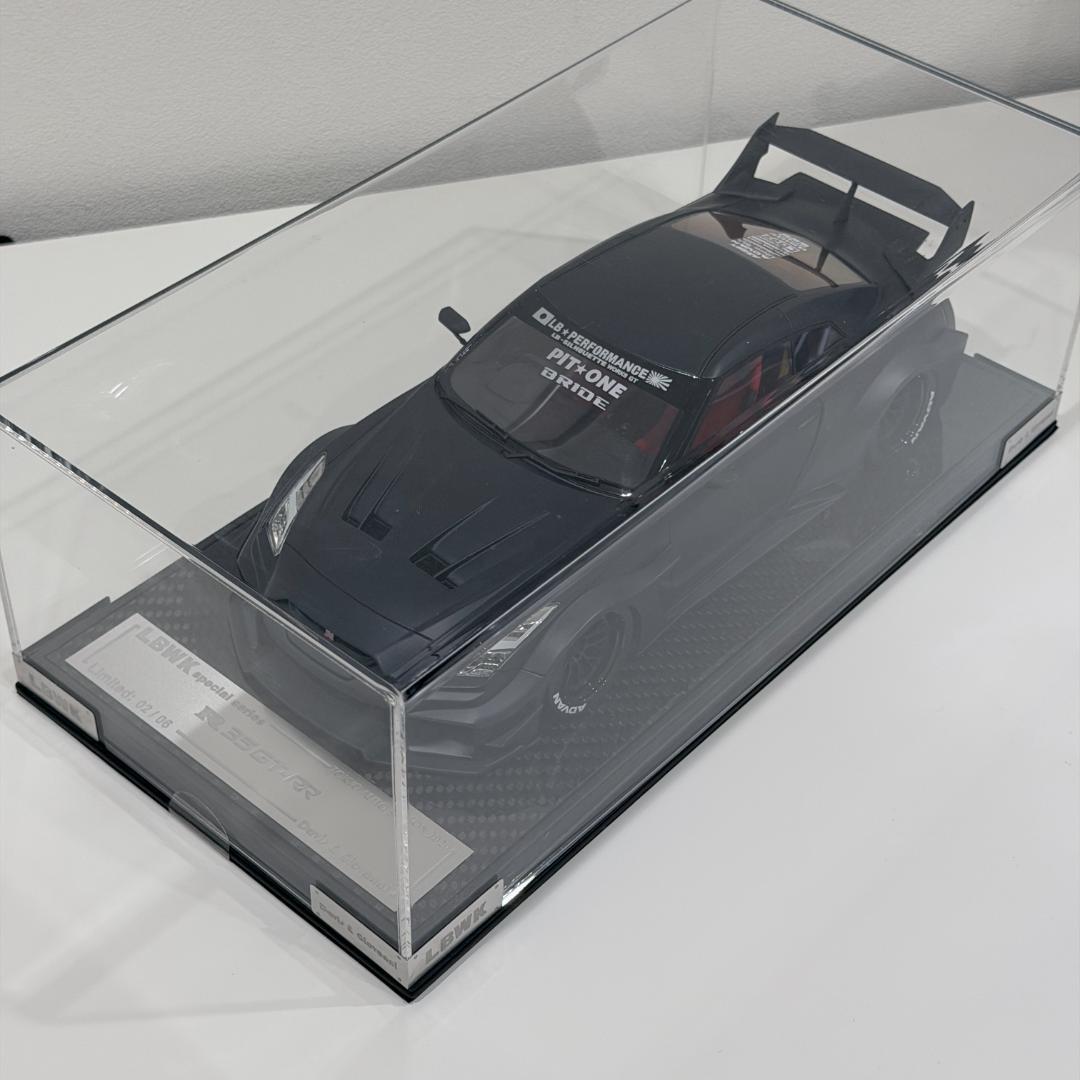 ミニカー LBWK R35GT-RR Davis&Giovanni 1/18