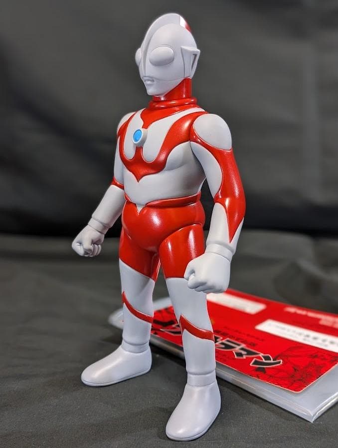 楳図かずお版 ウルトラマン（フューチャーモデルズ）ソフビフィギュア
