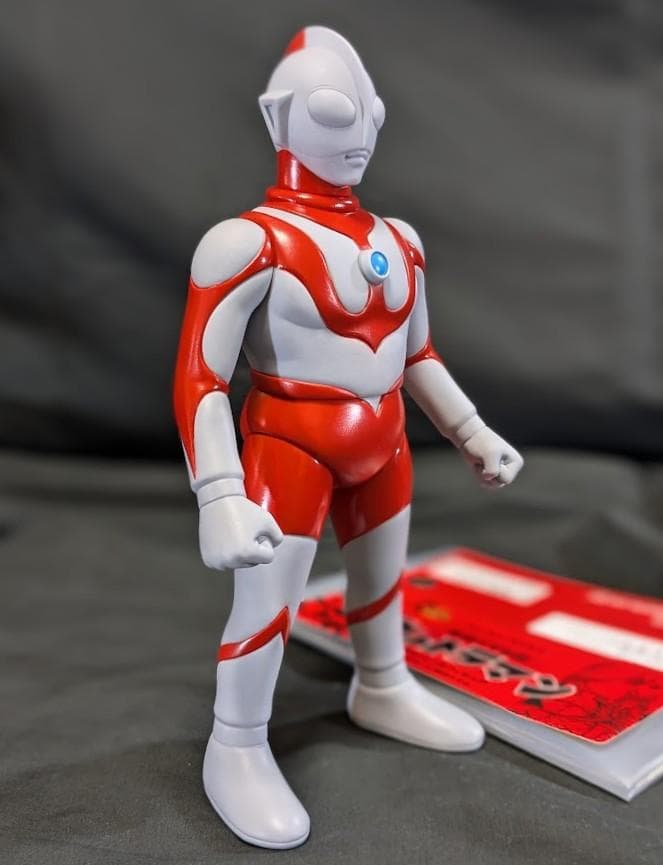 楳図かずお版 ウルトラマン（フューチャーモデルズ）ソフビフィギュア