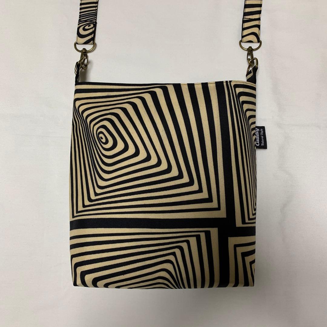 ＊fuku_rouさま専用です＊　アフリカン４　ショルダーバッグ②　帆布