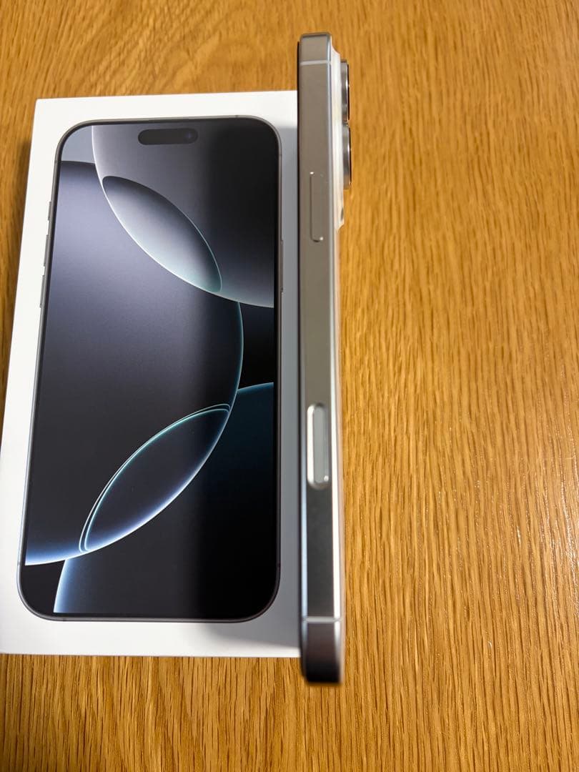 【超美品】iPhone16pro MAX ホワイトチタニウム