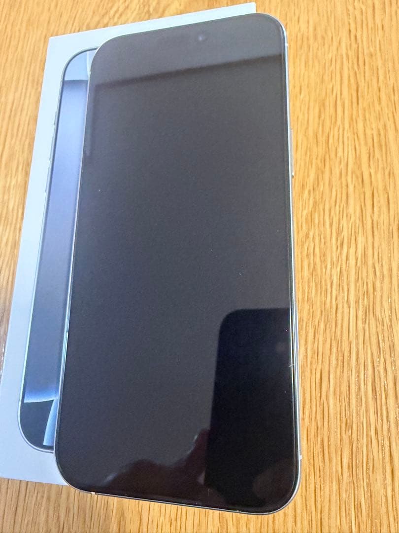 【超美品】iPhone16pro MAX ホワイトチタニウム