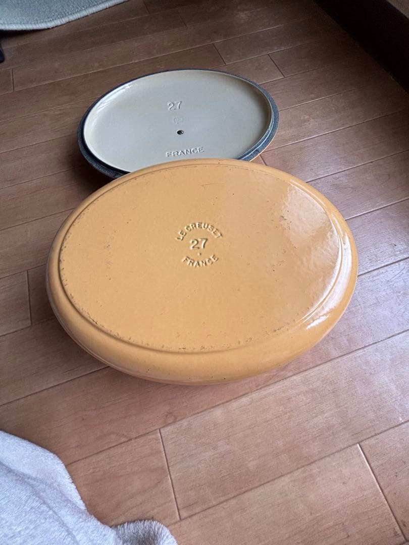 LE CREUSET 両手鍋 27cm オーバル 直接引取りの場合、お値引き可