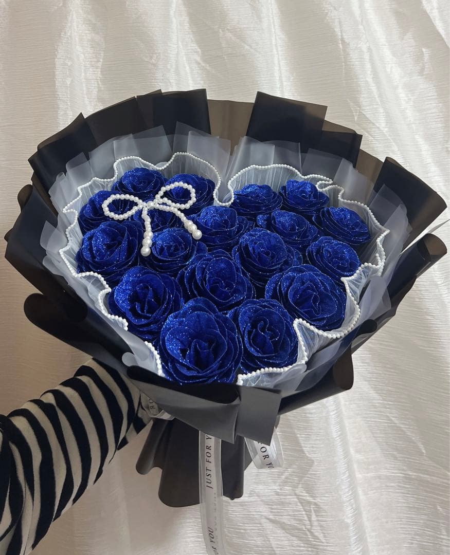 Y プロフィールお読みくださいページ