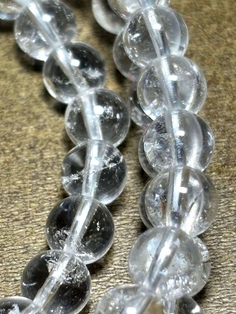 ブラジル産　レムリアンシードクォーツ6.6〜6.8㎜3連ブレス（新品未使用）虹