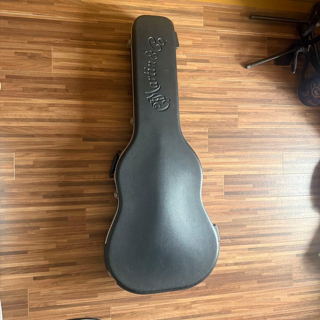 Martin D-18 1999年製（純正ハードケース付属）