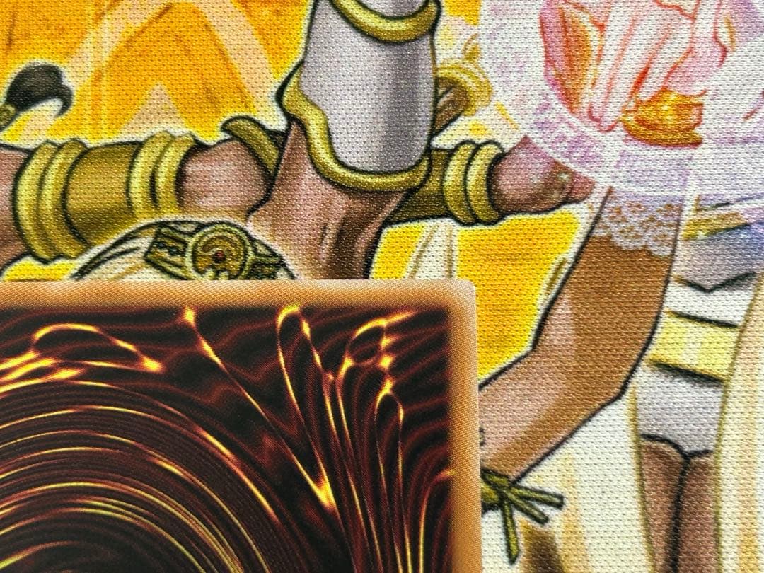 スカーレッド・ノヴァ・ドラゴン プリズマ 遊戯王 絵違い