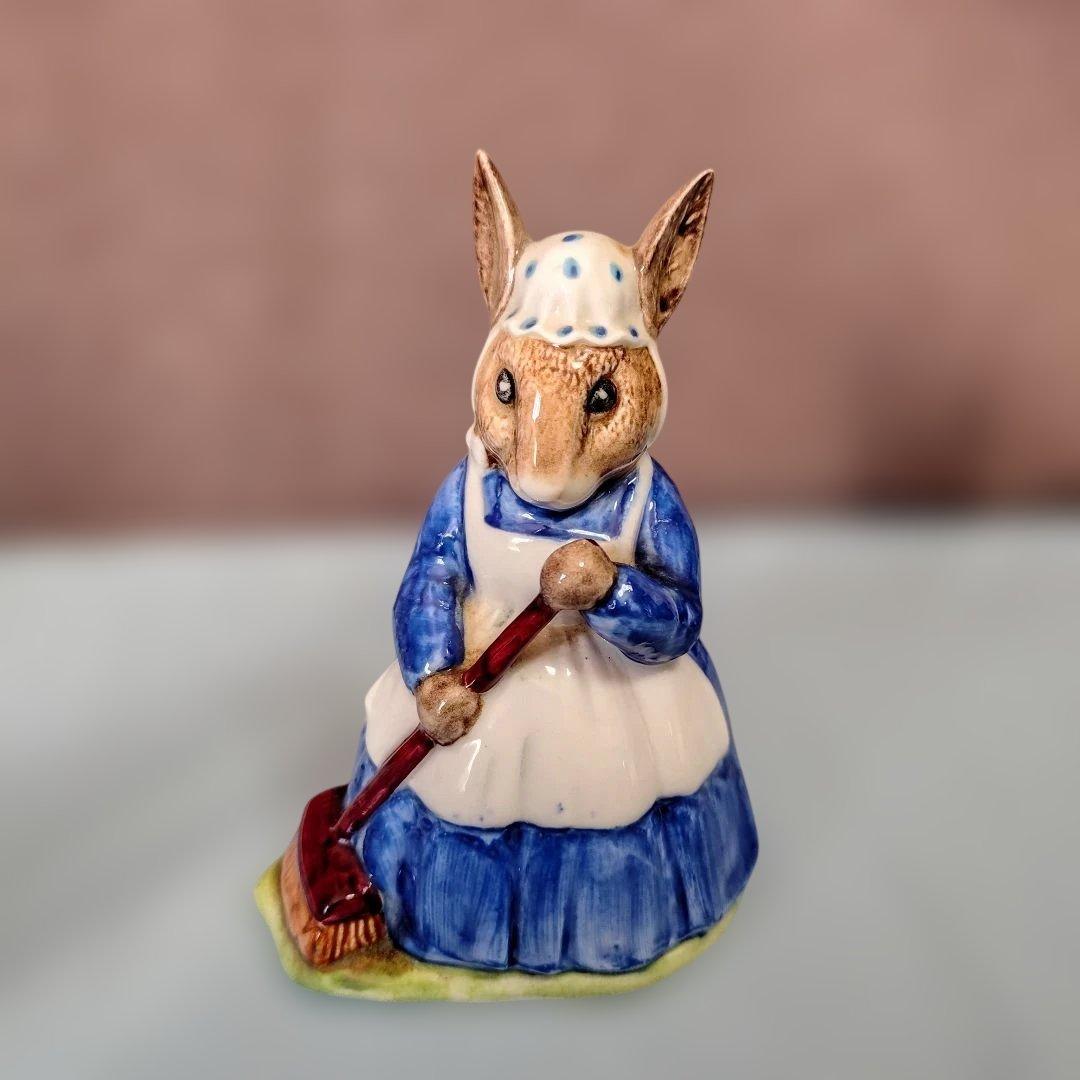 専用台座付ピーターラビット仲間5個セット品