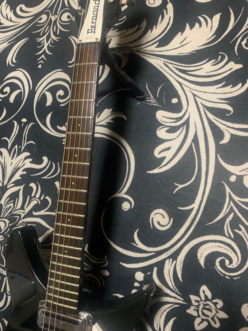 FERNANDES RG-80（RICKENBACKER 325コピーモデル）
