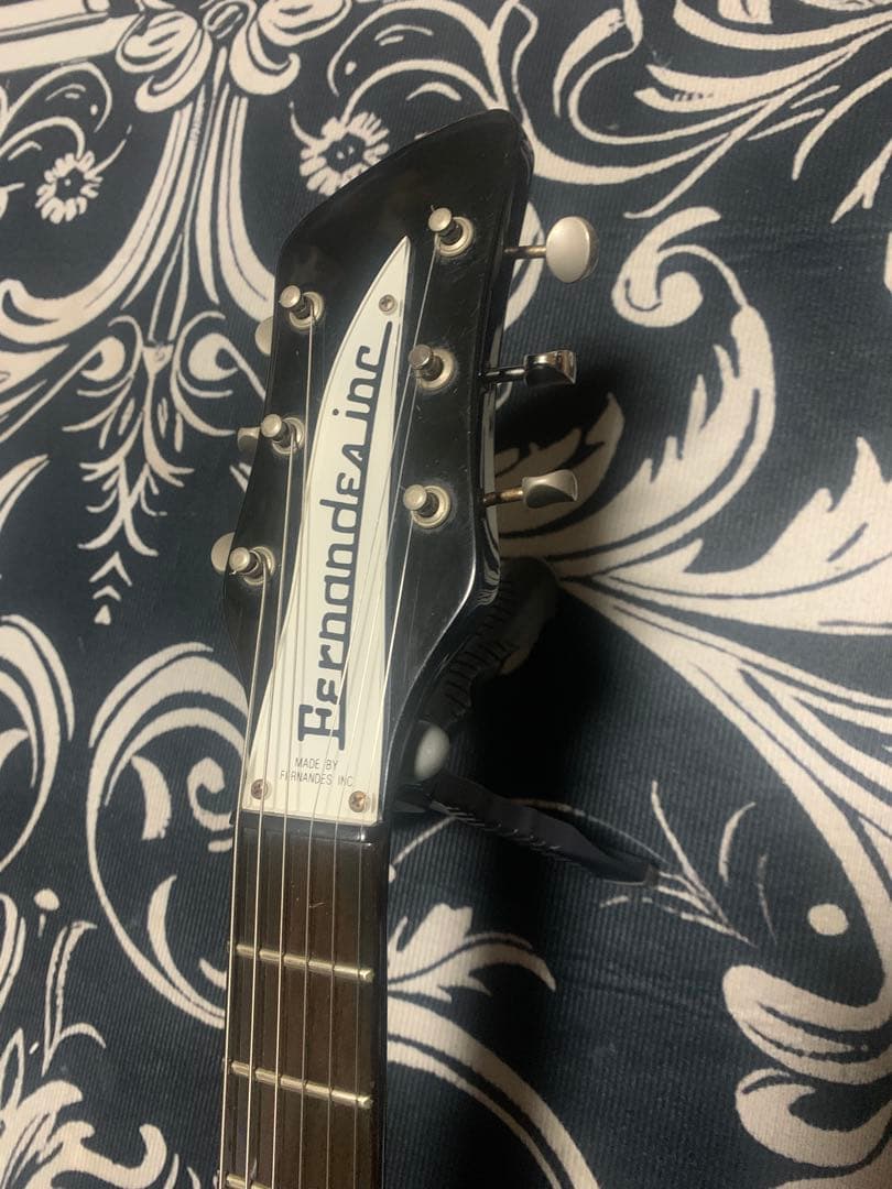 FERNANDES RG-80（RICKENBACKER 325コピーモデル）