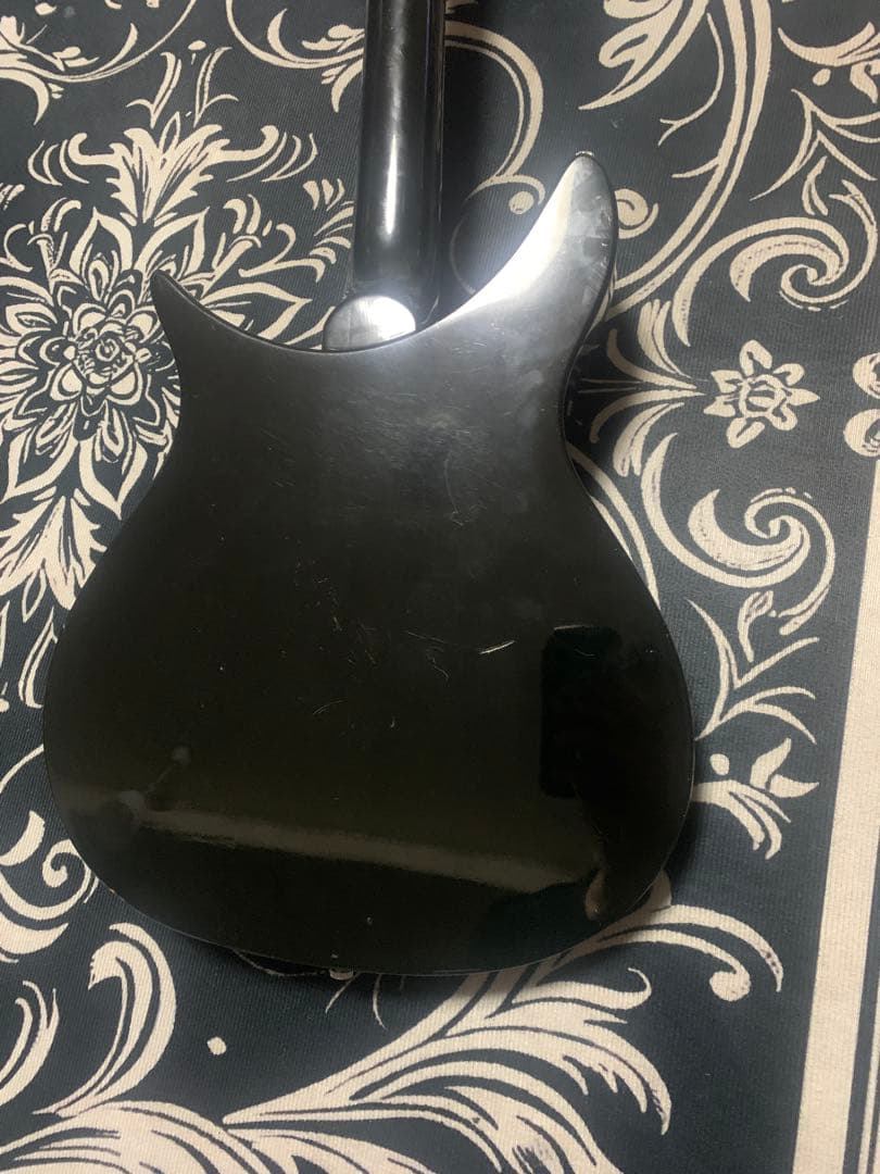 FERNANDES RG-80（RICKENBACKER 325コピーモデル）