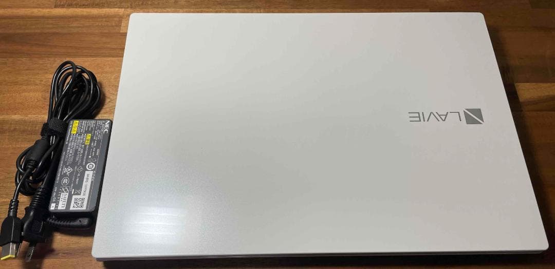 Win11 Office搭載 LaVie メモリ8GB SSD240GB