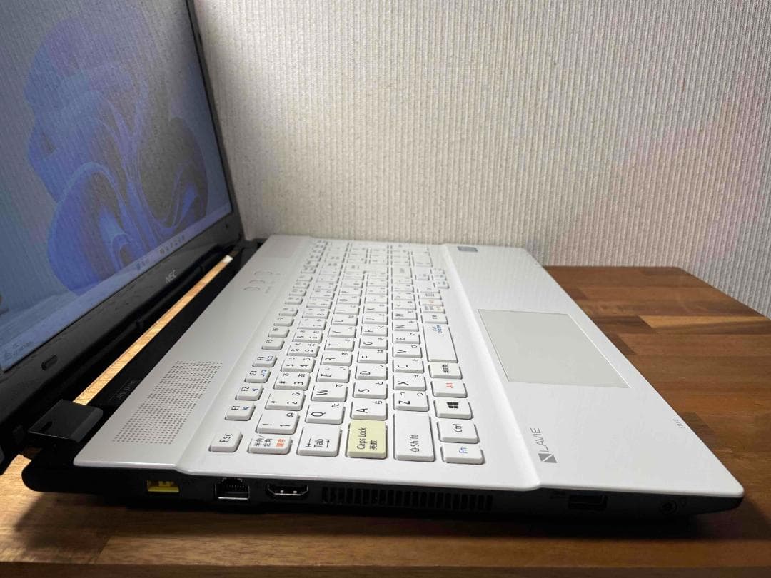 Win11 Office搭載 LaVie メモリ8GB SSD240GB