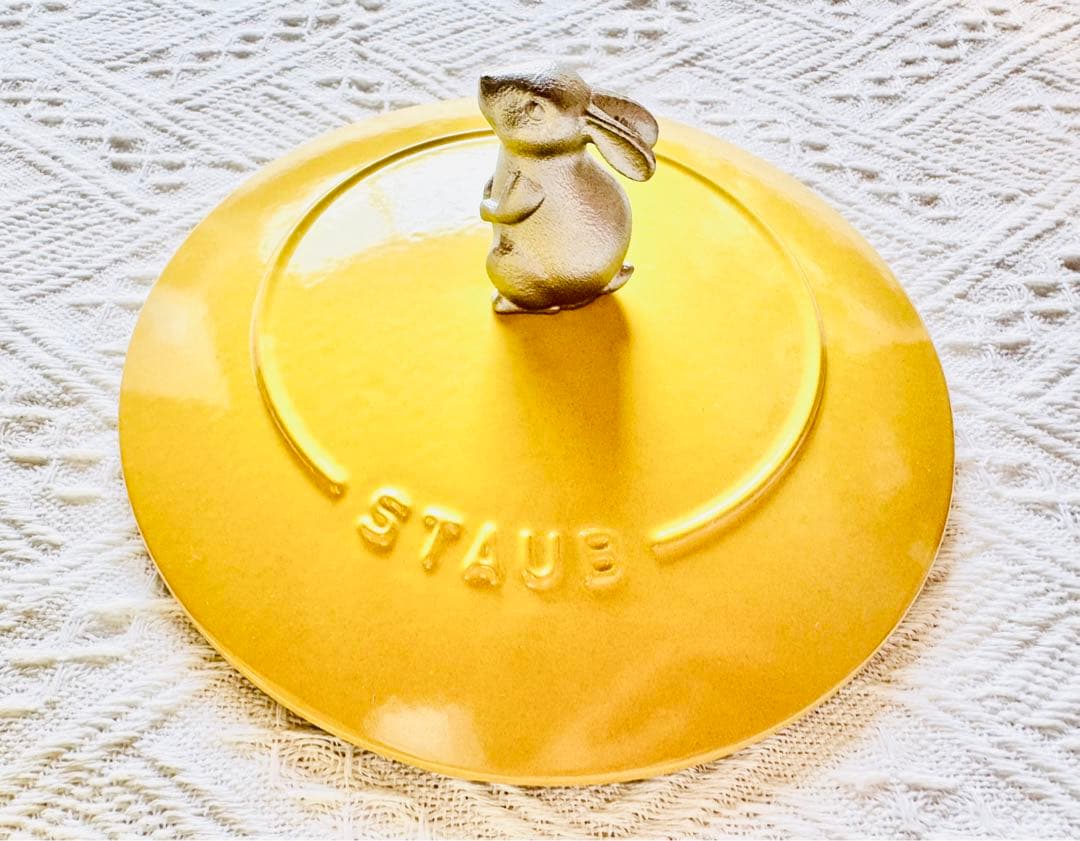 staub ストウブ 両手鍋 ココット 限定品 蓋専用ノブです 純正品❗️
