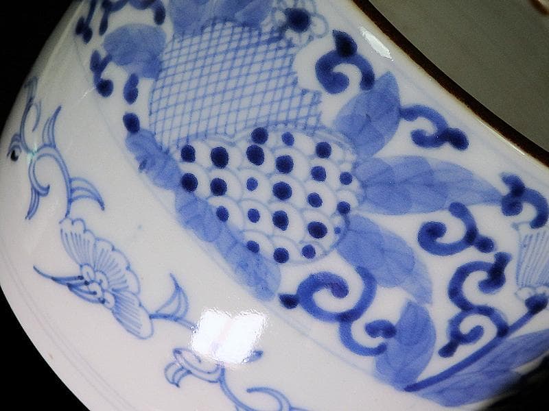 古伊万里　染付　花に唐草の図　火入れ　E613AS-fbqh