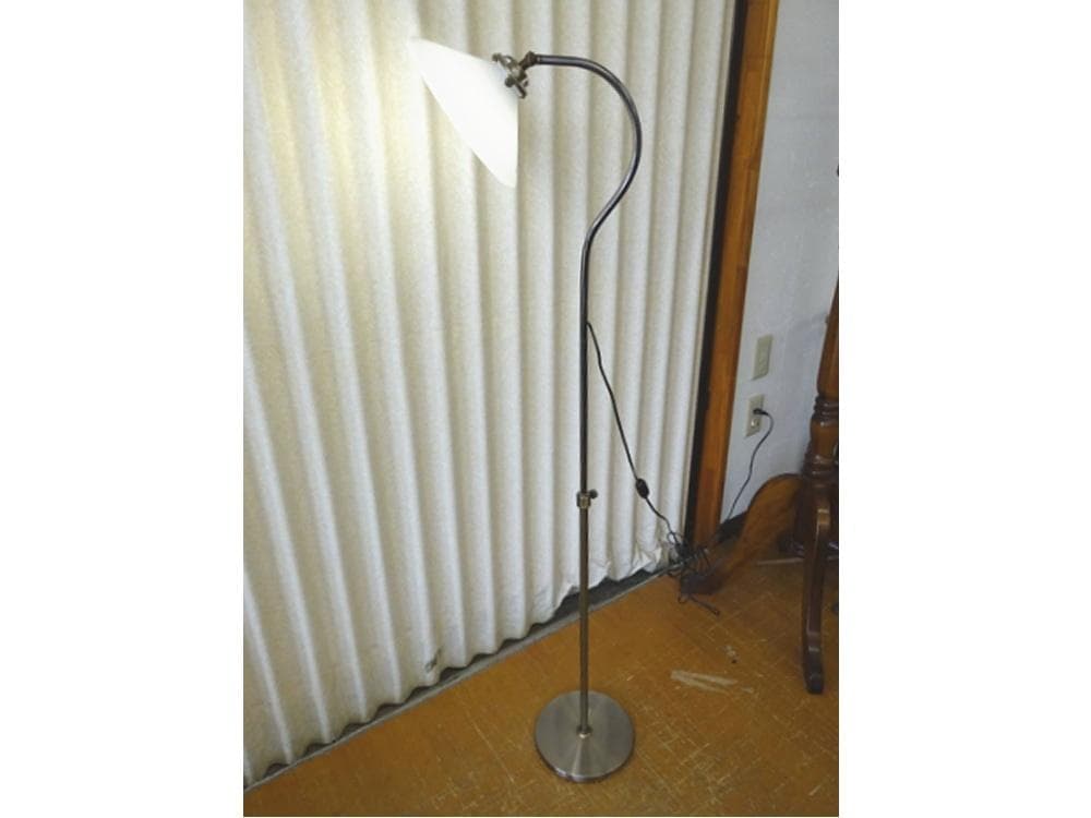 アンティーク調　フロアライト　間接照明　乳白ガラス　真鍮　高さ調整　美品