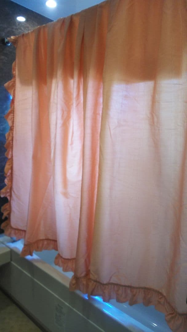 モアレ柄　姫　カーテン