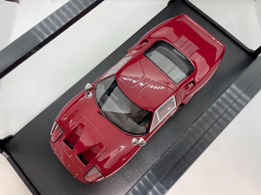 104-028 Cult 1/18 フォード GT40 Mk III 1966