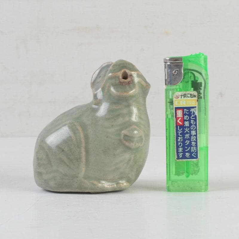 中国　龍泉窯　青磁　神獣　水滴　水注　時代箱　V　9991