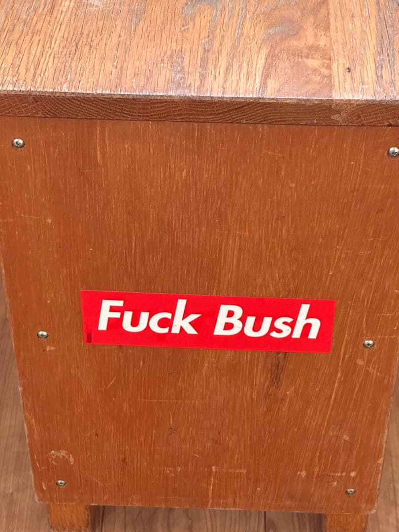 Supreme Fuck Bush 　 シュプリーム 　椅子　チェアー