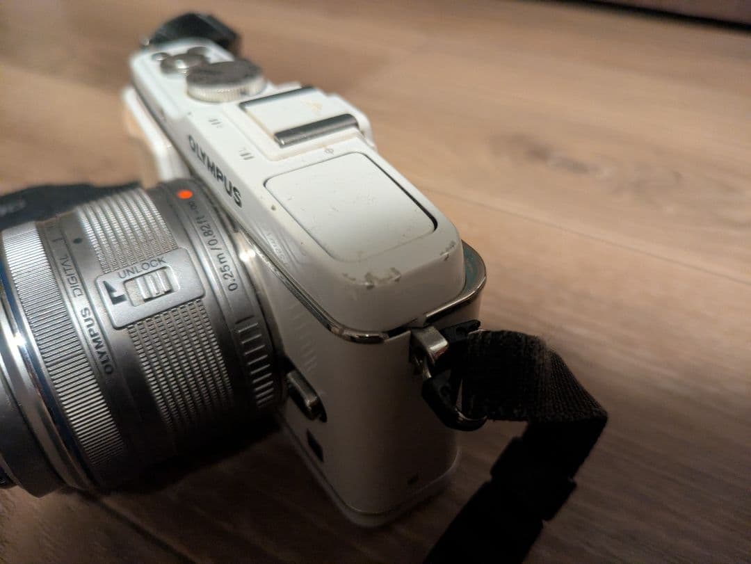 OLYMPUS pen ep3 デジタル一眼レフ ホワイト